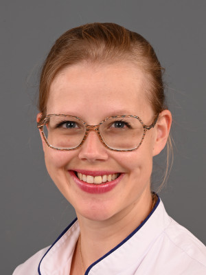 dr. Vivian Vernimmen